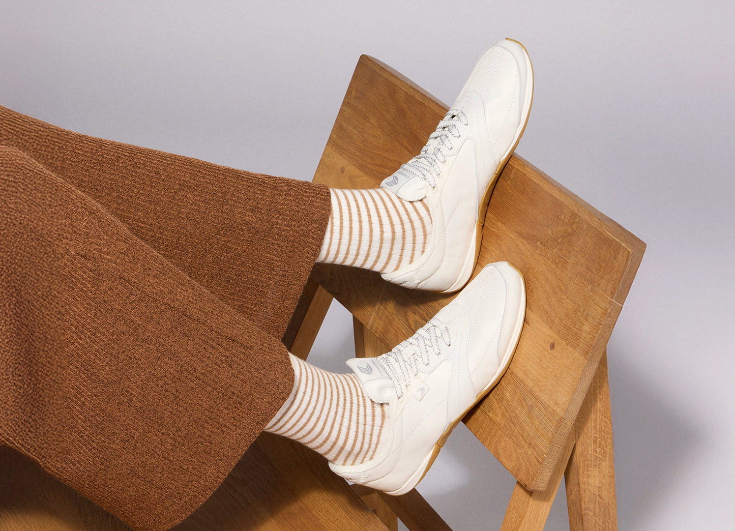 SUTAI Nylon and Suede Black