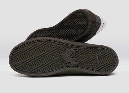 SALVAS Magnet Grey Suede Warm White Logo Sneaker